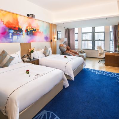 投影按摩雙床房（全智能語音控制+配有按摩椅） 財富現代國際飯店（東莞寮步萬潤廣場店）優惠