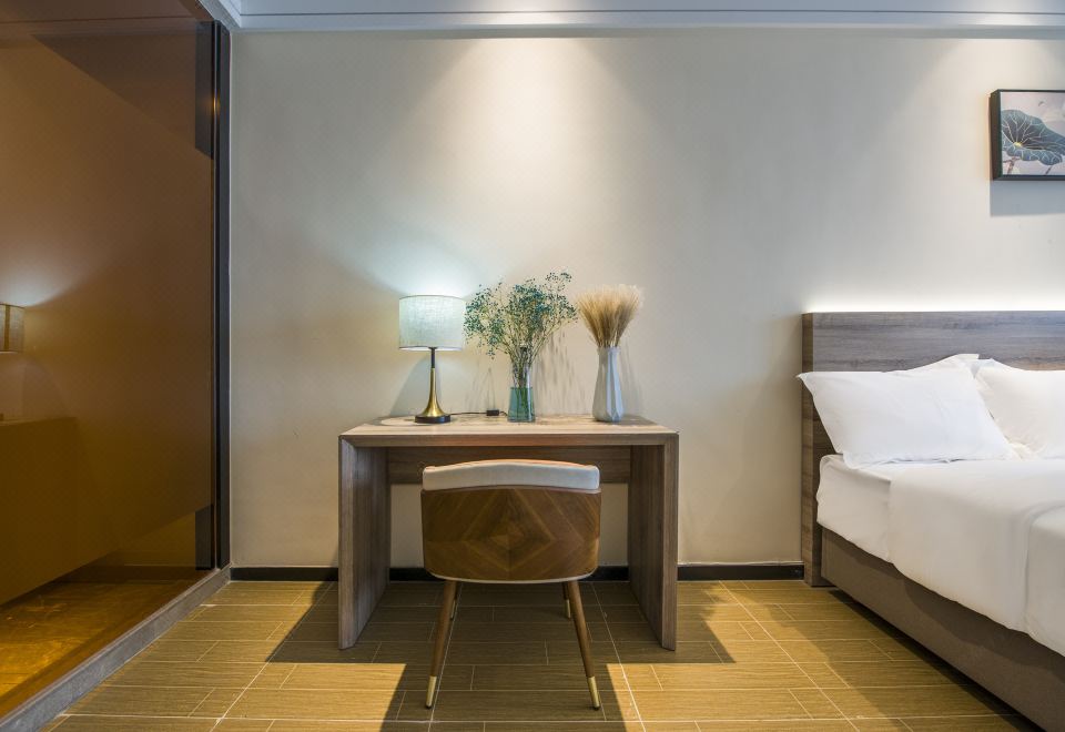 Japanese-Style Warm Sun Smart Twin Room With Zero Pressure Mattress (Spacious)