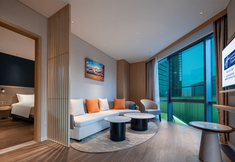 起居室套房（空气净化器 茶具 双衞生间）