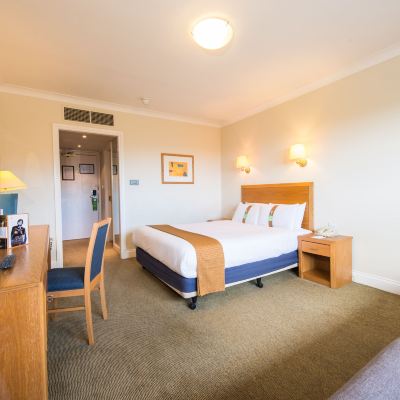 特色特大床房 禁煙 愛丁堡假日酒店 - IHG 旗下飯店優惠