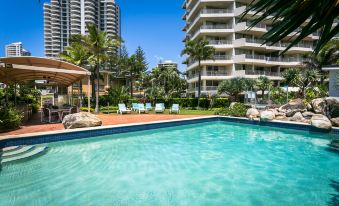 Surfers Beachside Holiday Apartments