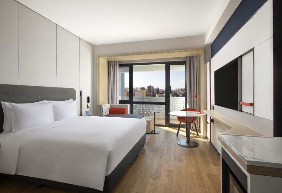 高級大床房帶陽臺