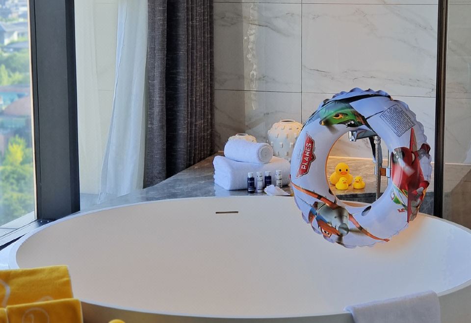 亲子开放式套房