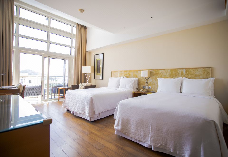 Four Points By Sheraton Shenzhou PeninsulaSea-view Twin Room