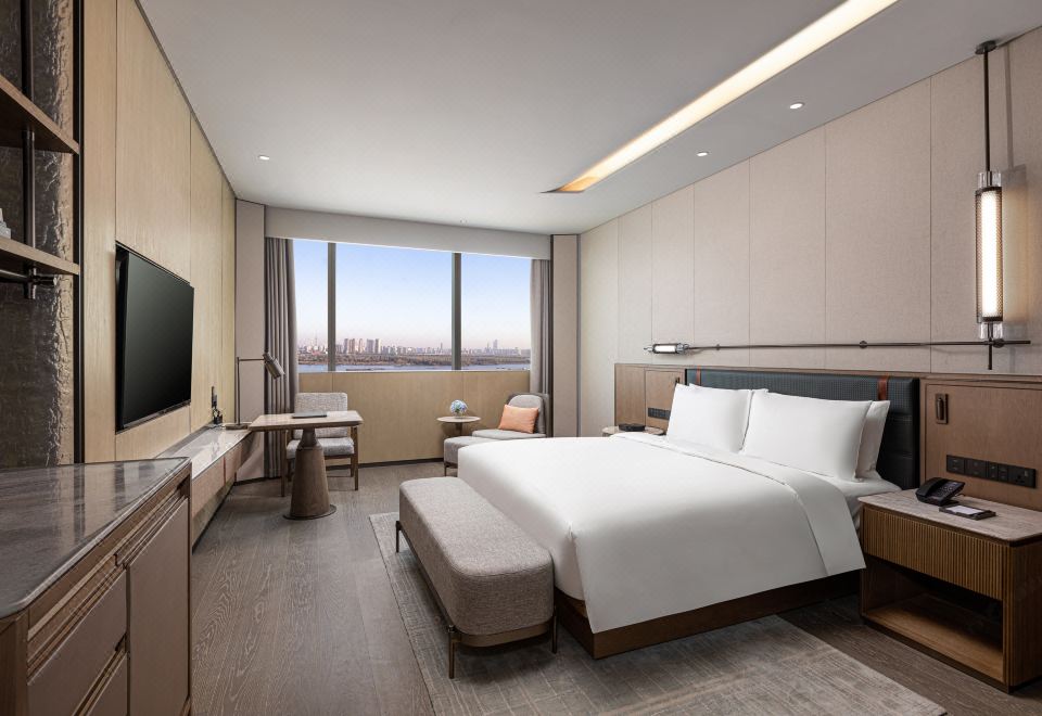 行政商务大床房