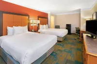 La Quinta Inn by Wyndham Phoenix Sky Harbor Airport