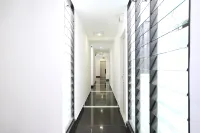 Iris Hotel