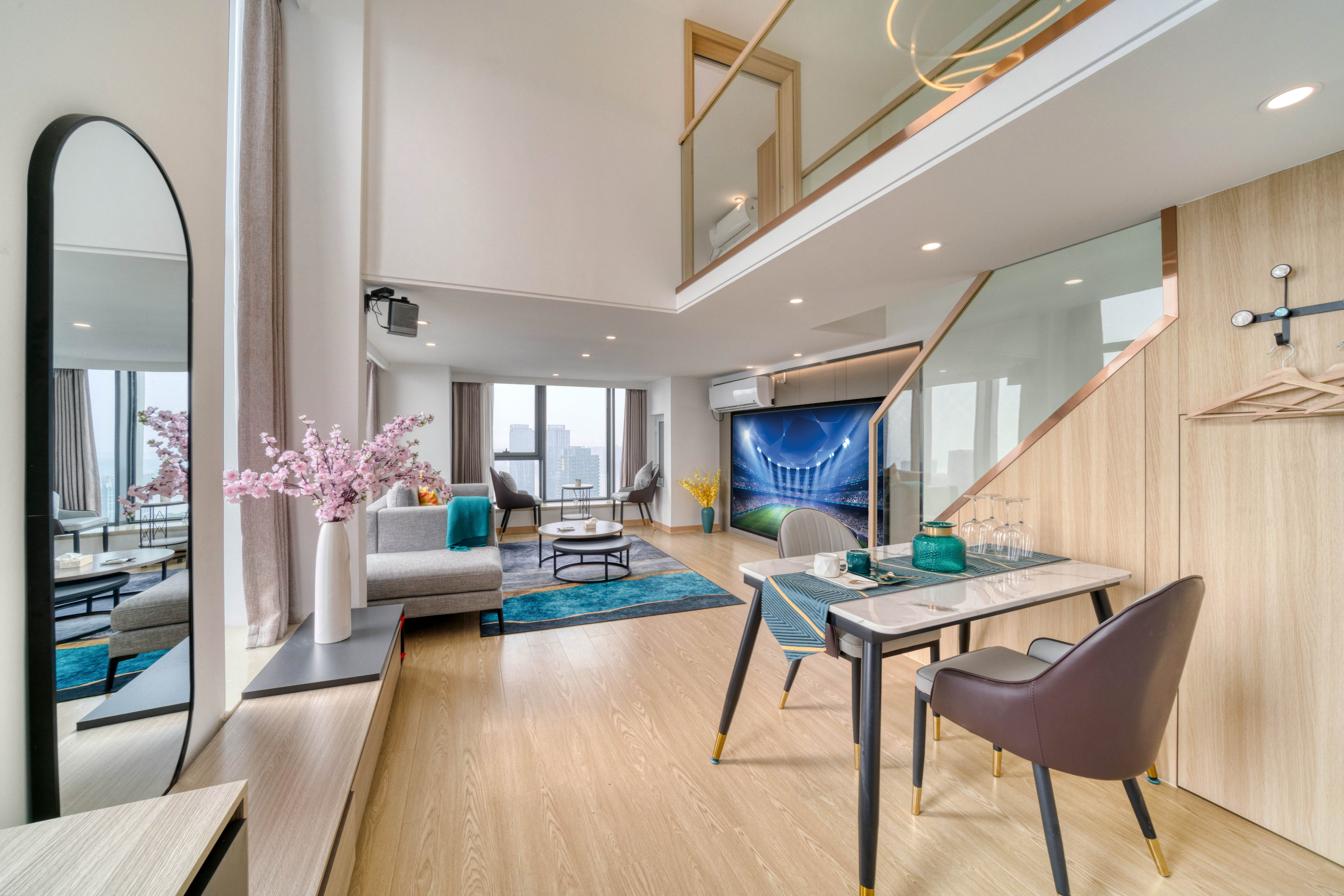 高级行政LOFT家庭影院双床房多种套房（极米投屏）