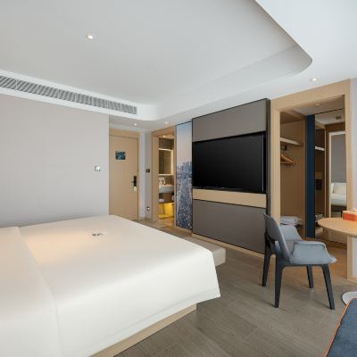 幾木街景大床房（無線電充+手機投屏） 瀋陽中街故宮玫瑰亞朵飯店優惠