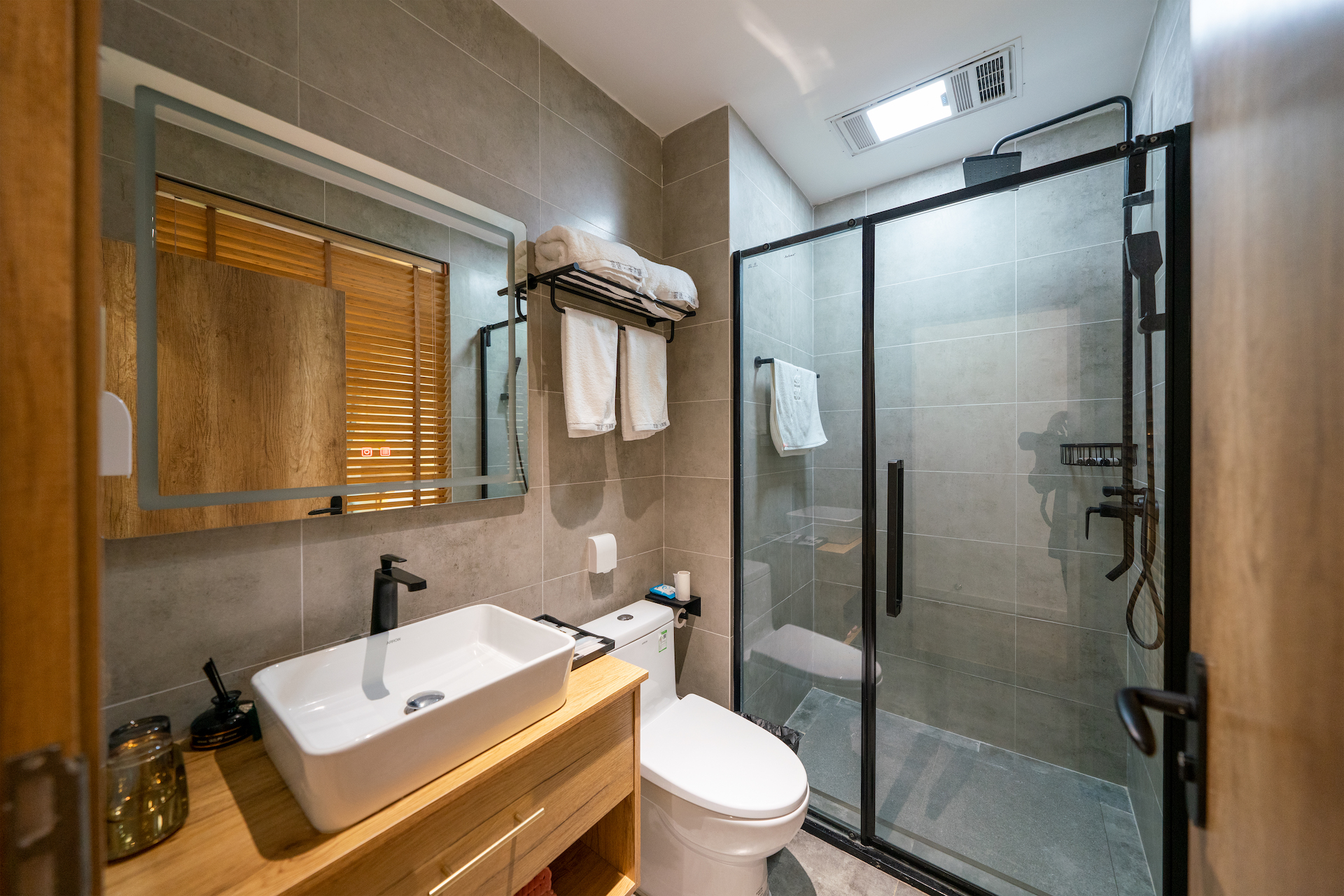 静泊精致大床房