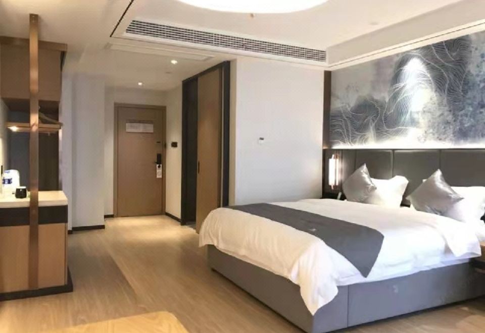 Oriental Double Bed Room (Smart Guest Control + Comfort Bedding + Executive Office Area)
