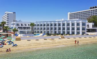 Mimoza Beach Hotel - Housity