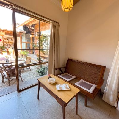 後院全景觀庭大床房【庭中】 泉州上清樓·清代庭院客棧優惠