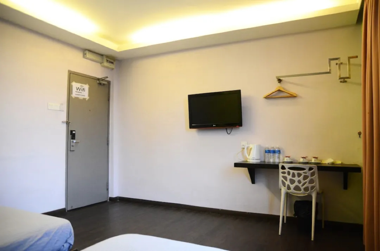 Newland Hotel, Plentong - Updated 2024 Prices, Reviews & Deals | Trip.com