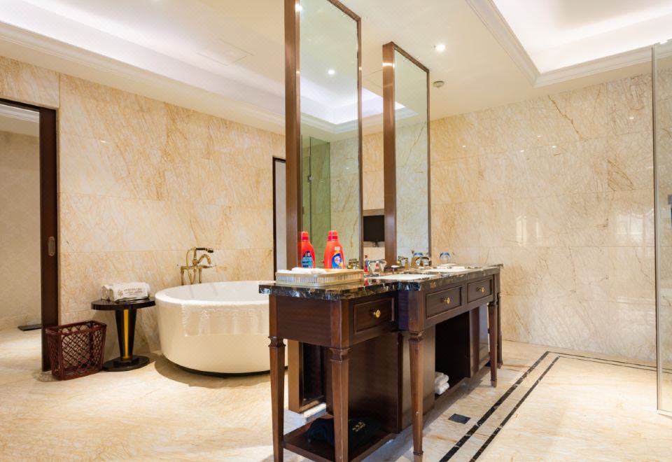 Chishui Jinqian Jiahua HotelMemory Smart Suite