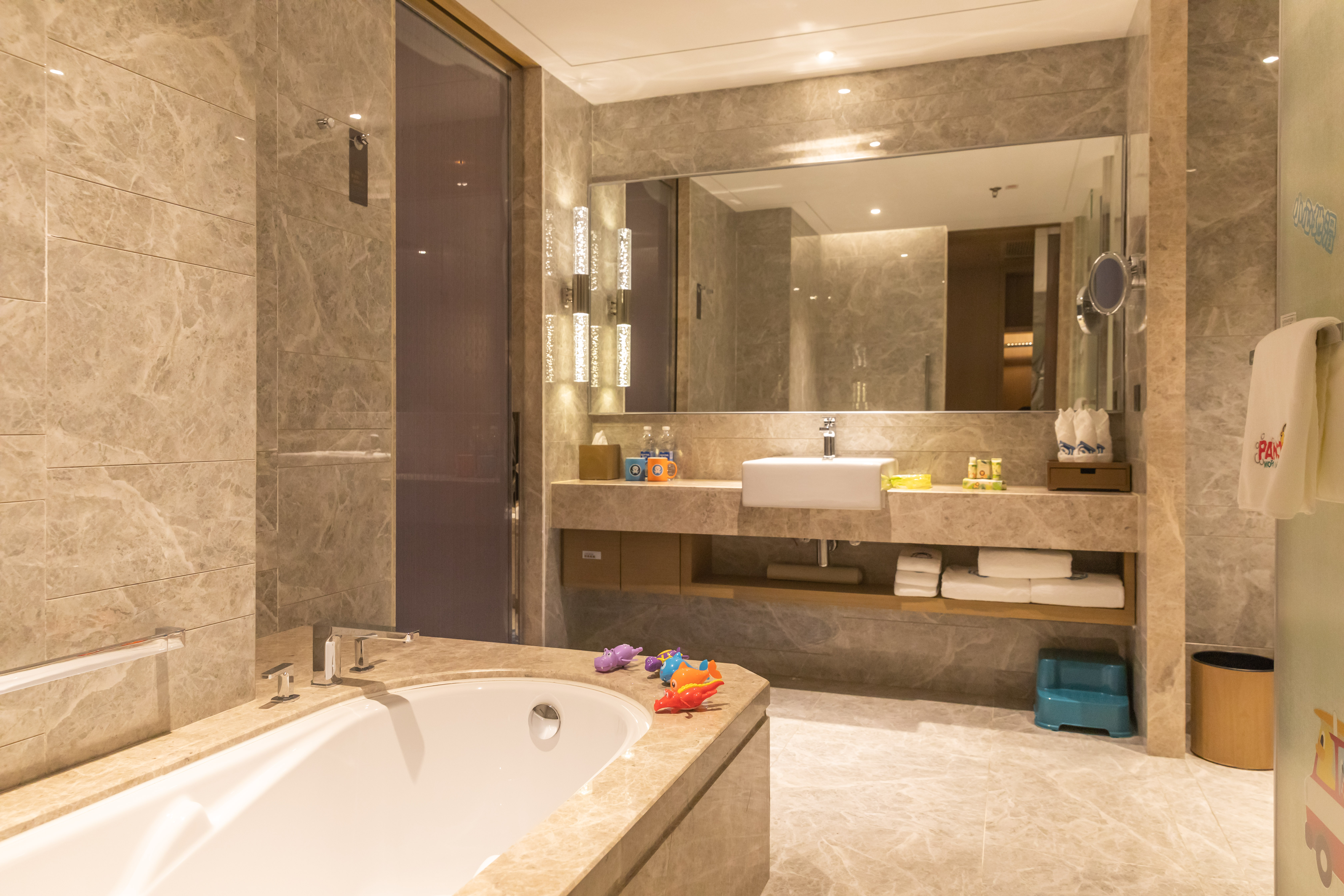 海底小纵队亲子套房