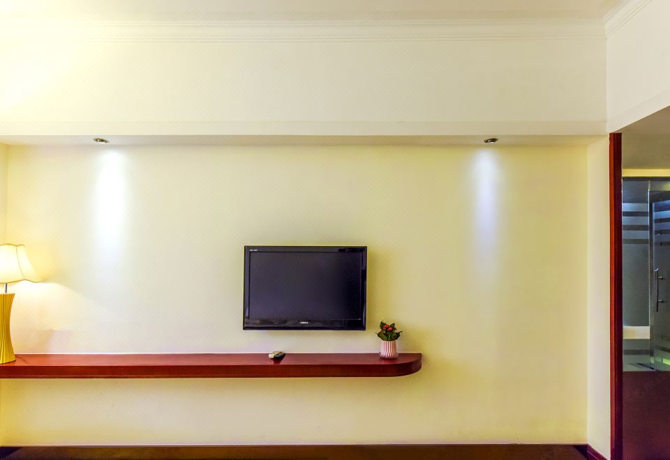 行政商务双床房「零压床垫-高定床品-小冰箱-亲肤洗浴」