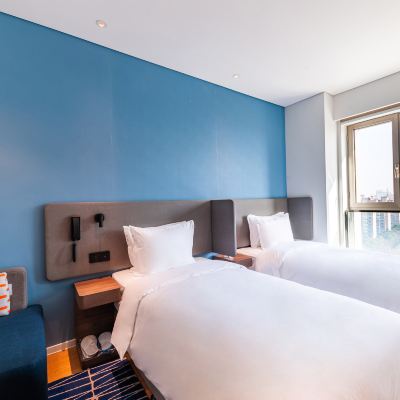 高級雙床房 上海寶山寶楊智選假日飯店優惠