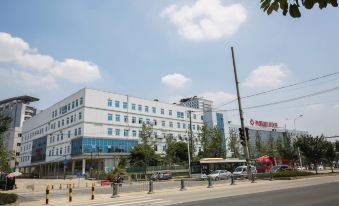 Shuxin Hotel (Chengdu Military Region General Hospital Panda Base Branch)