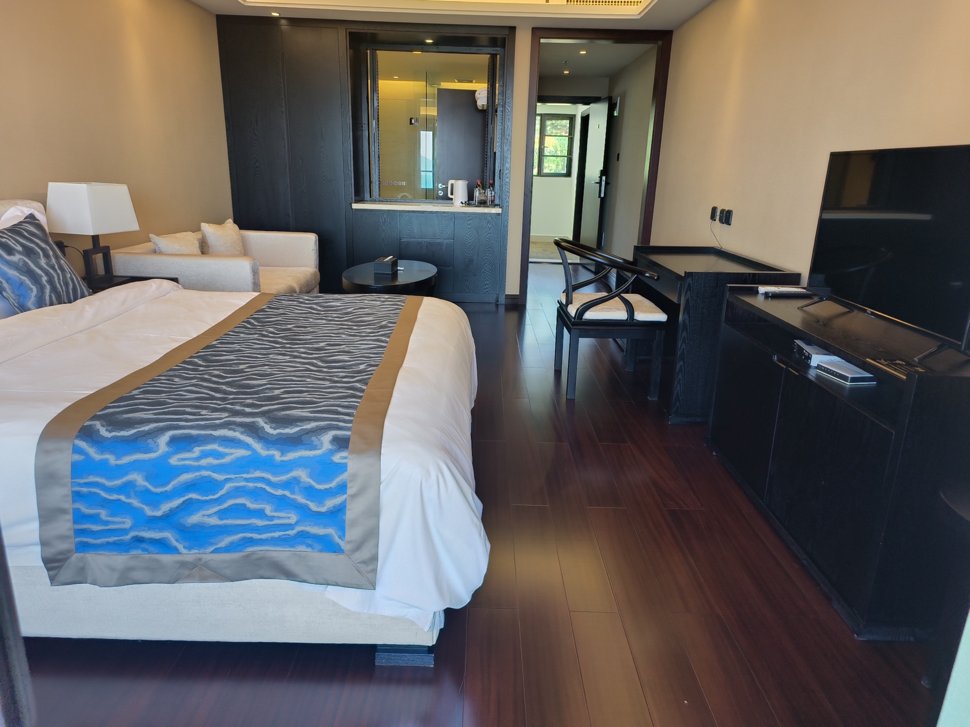 晨曦·湖景露台大床房