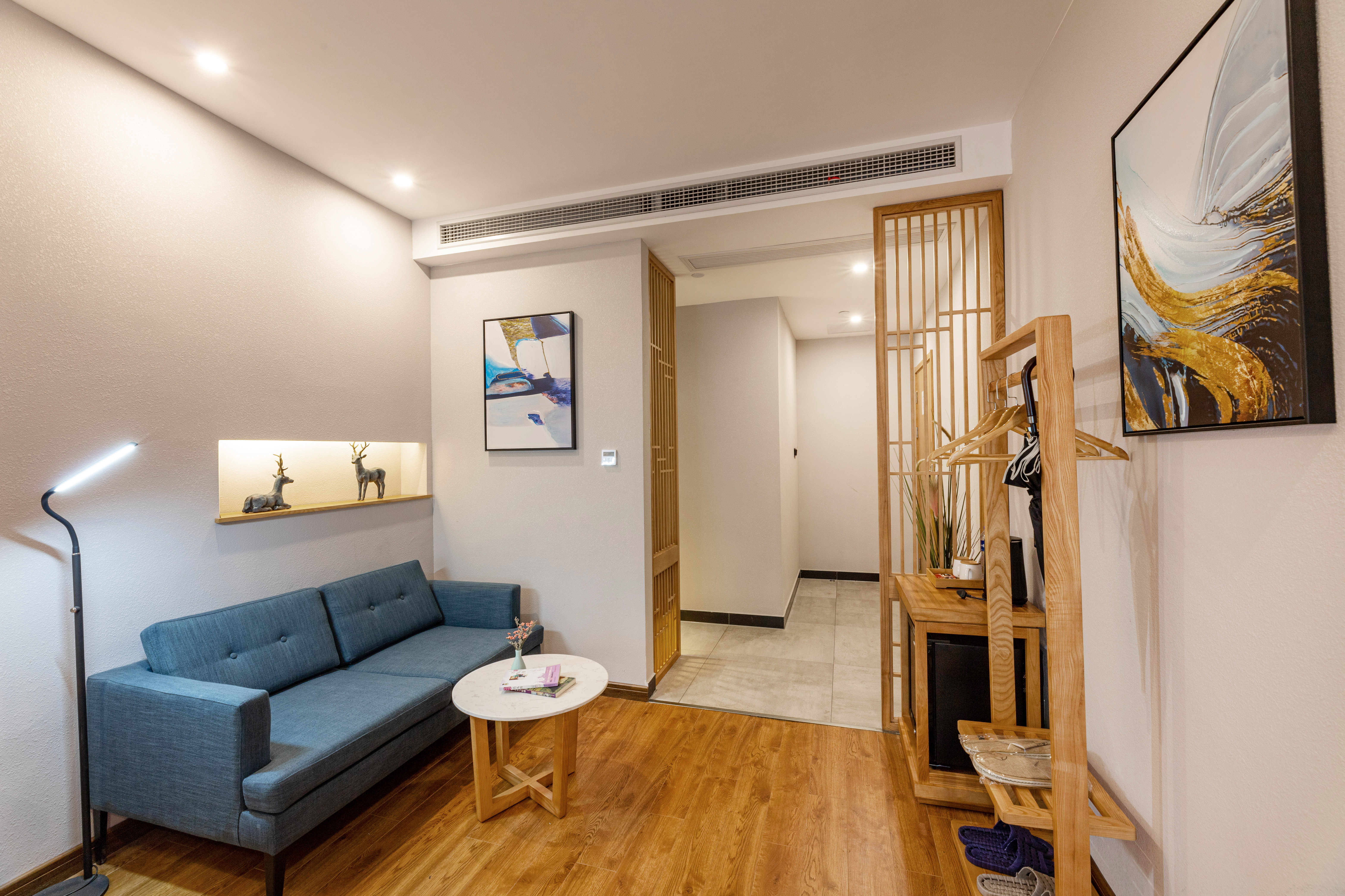 二居室套间（落地大窗+双电视+阿道夫洗护套装）