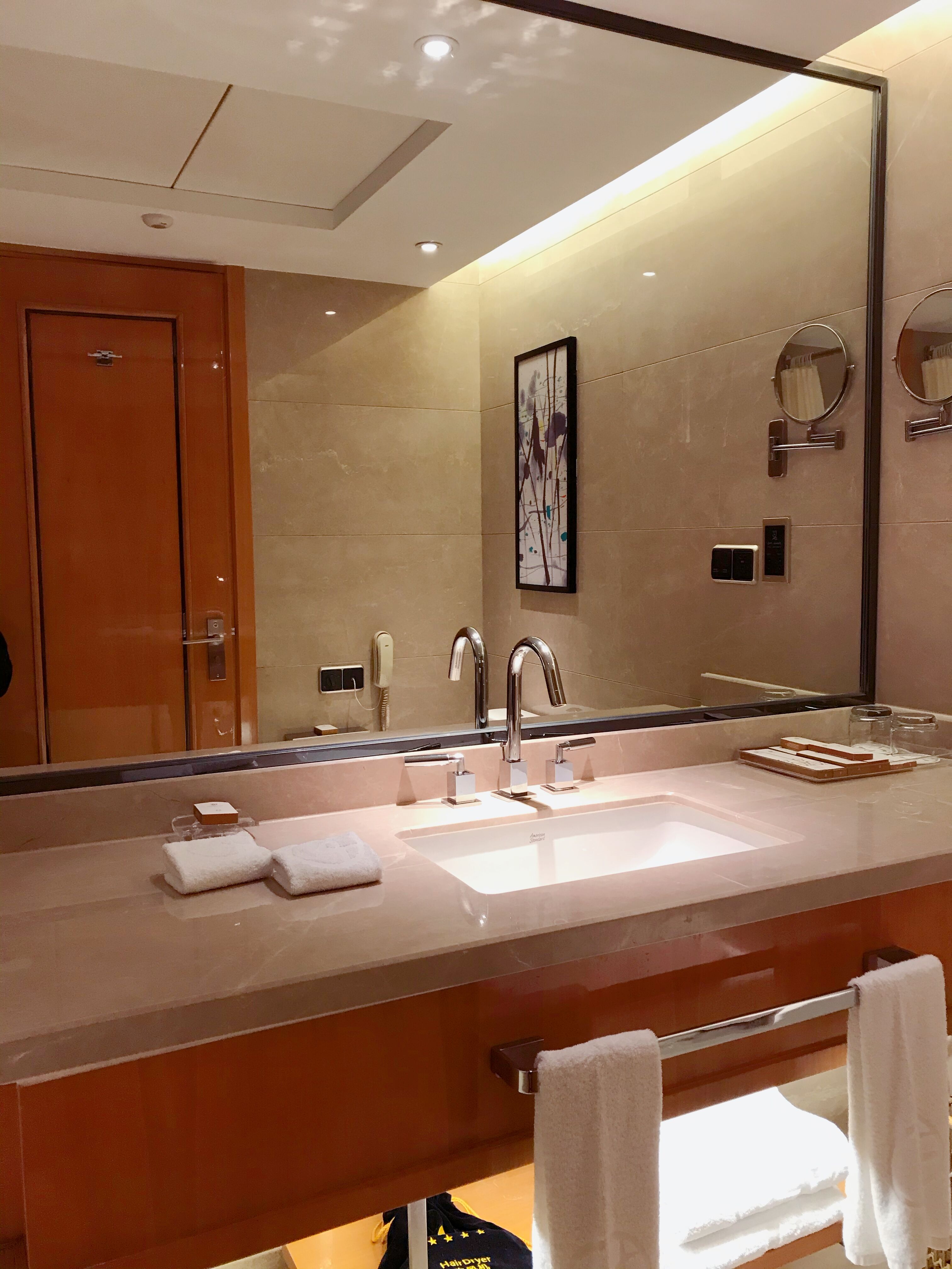 精選大床房A（舒適浴缸+小冰箱）