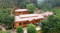 Hezhou Senbake Estate Treehouse Homestay