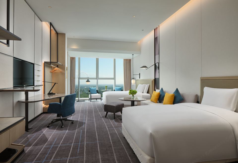 Crowne Plaza QidongSuperior Accessible Room (2 Beds)