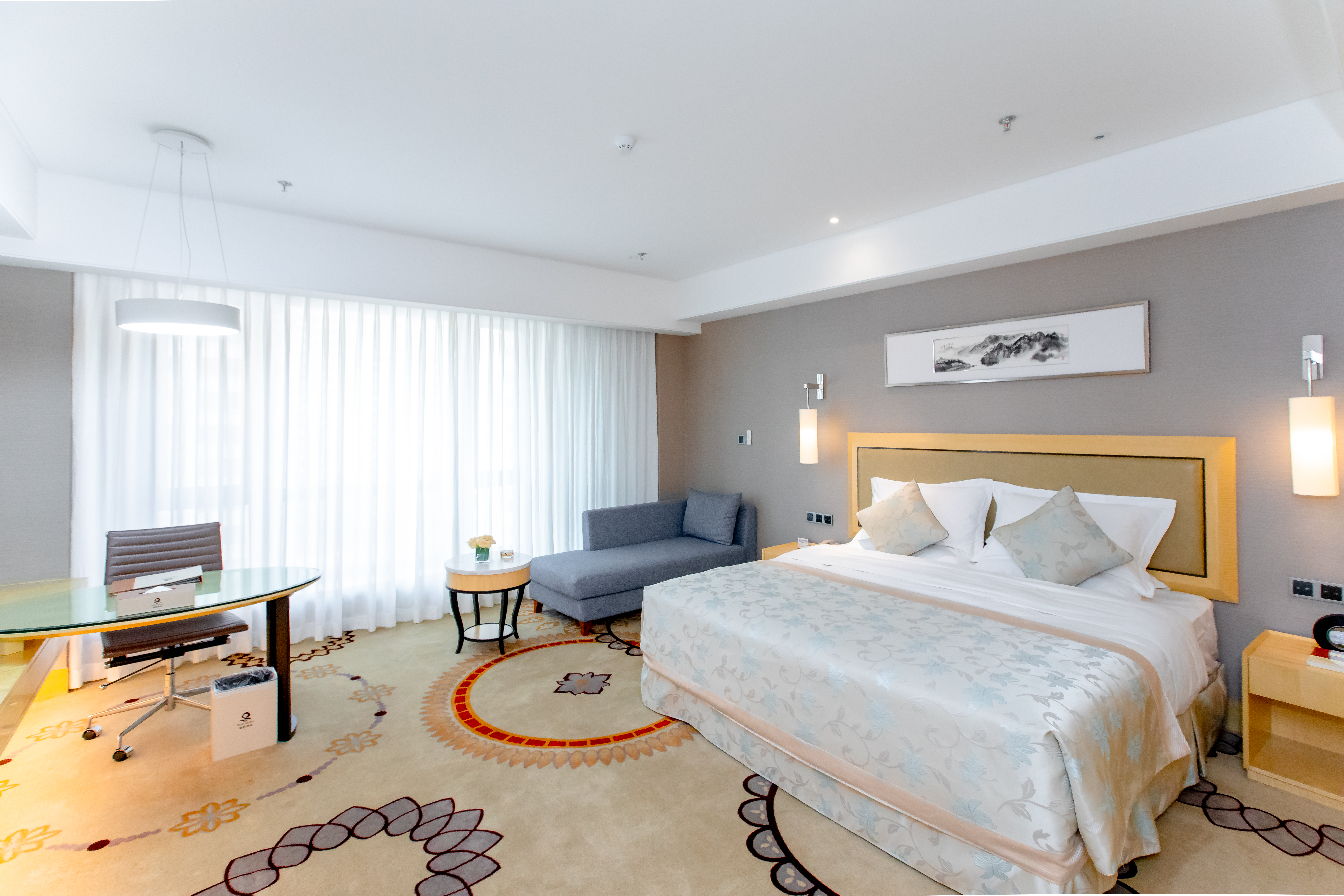 辰暮·超享大床房（超享空间+温润加湿器+豪华浴缸）