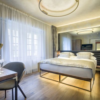 Deluxe Quadruple Room Hotel Waldstein Prague Promo Code