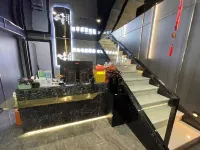 Tanghui E-sports Homestay (Datong Wanda)