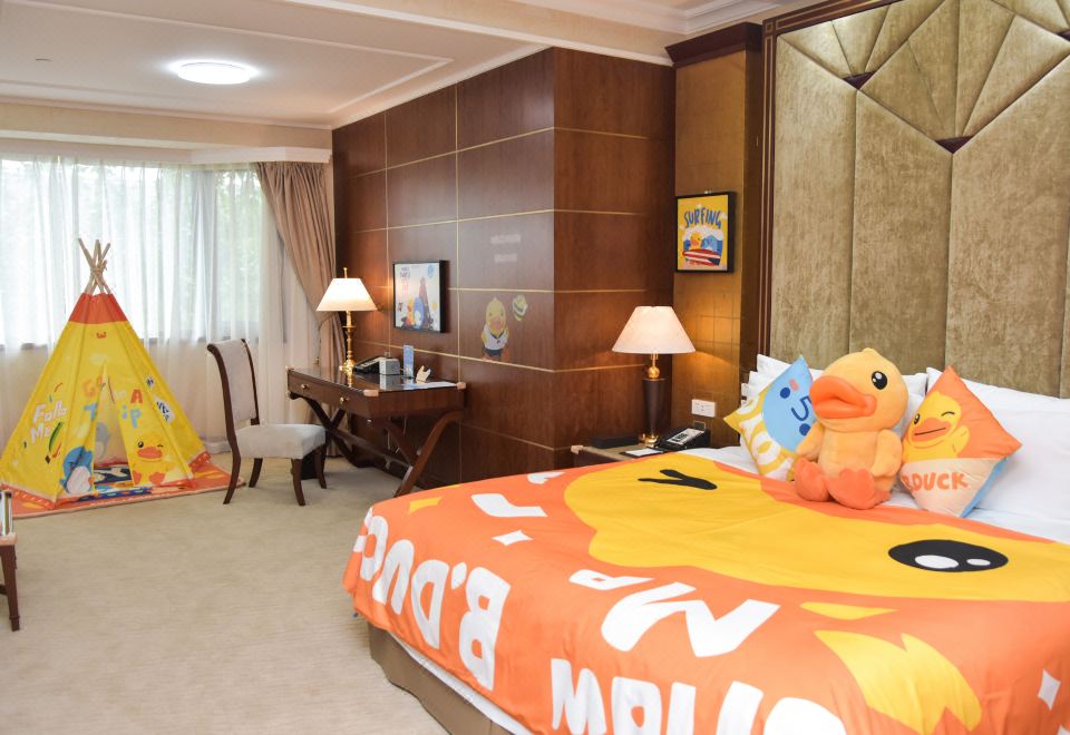 Xijiao State Guest HotelB.Duck Family Room