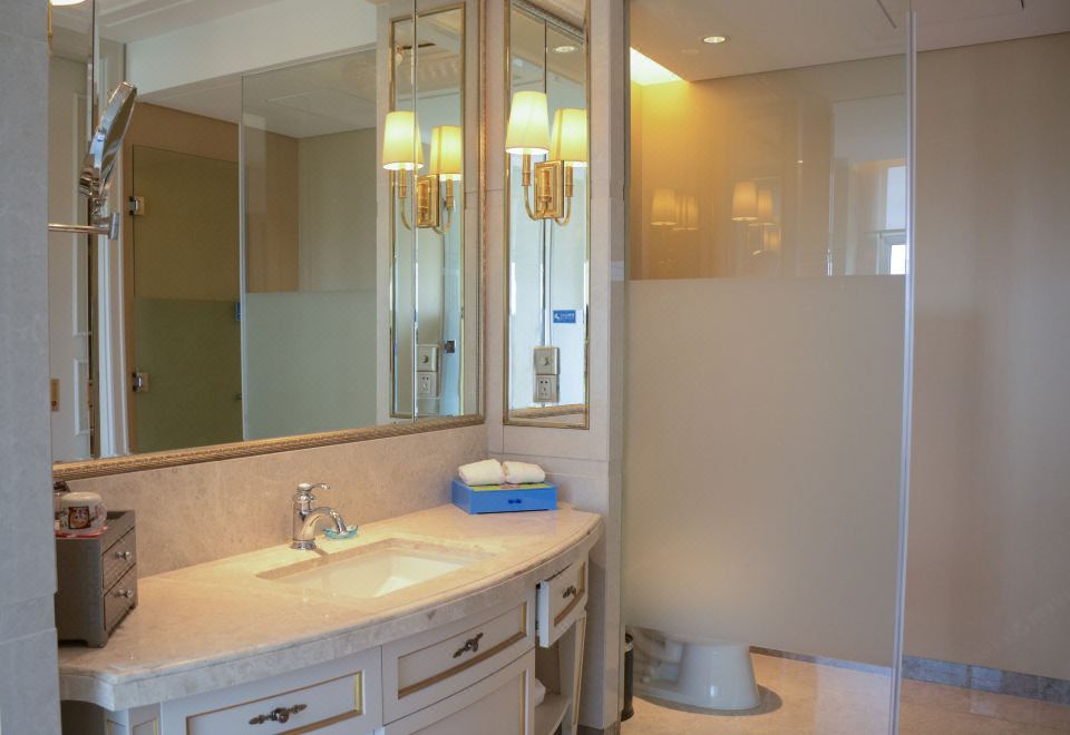 猪猪侠行政亲子主题房