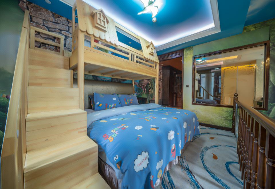 Zhaolin Grand Hotel BeijingDinosaur Legend Duplex Suite