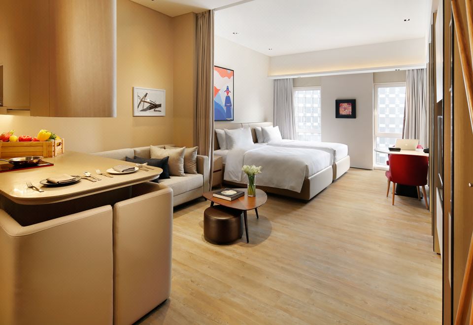 100平米家庭连通房