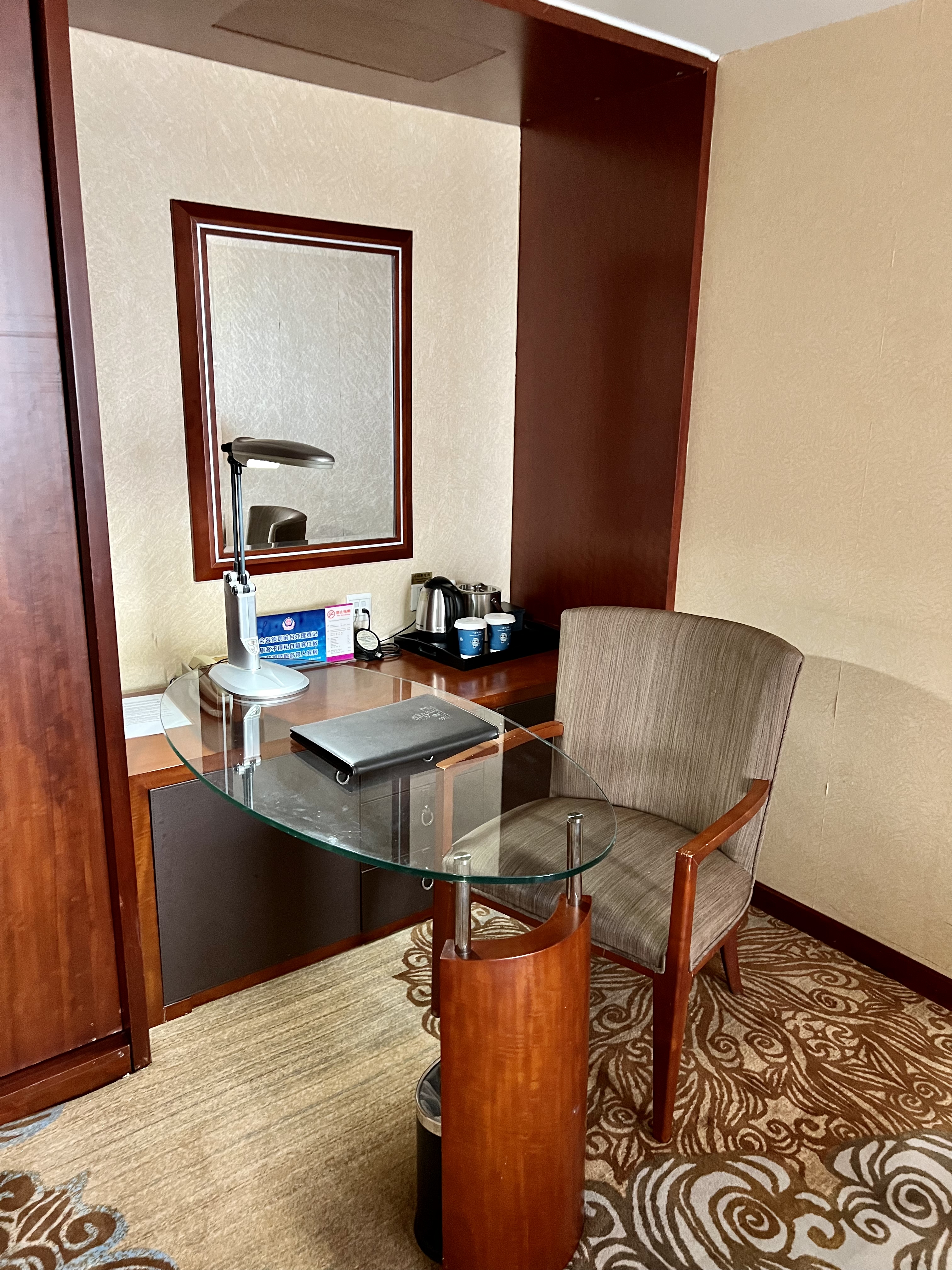 豪华商务大床间