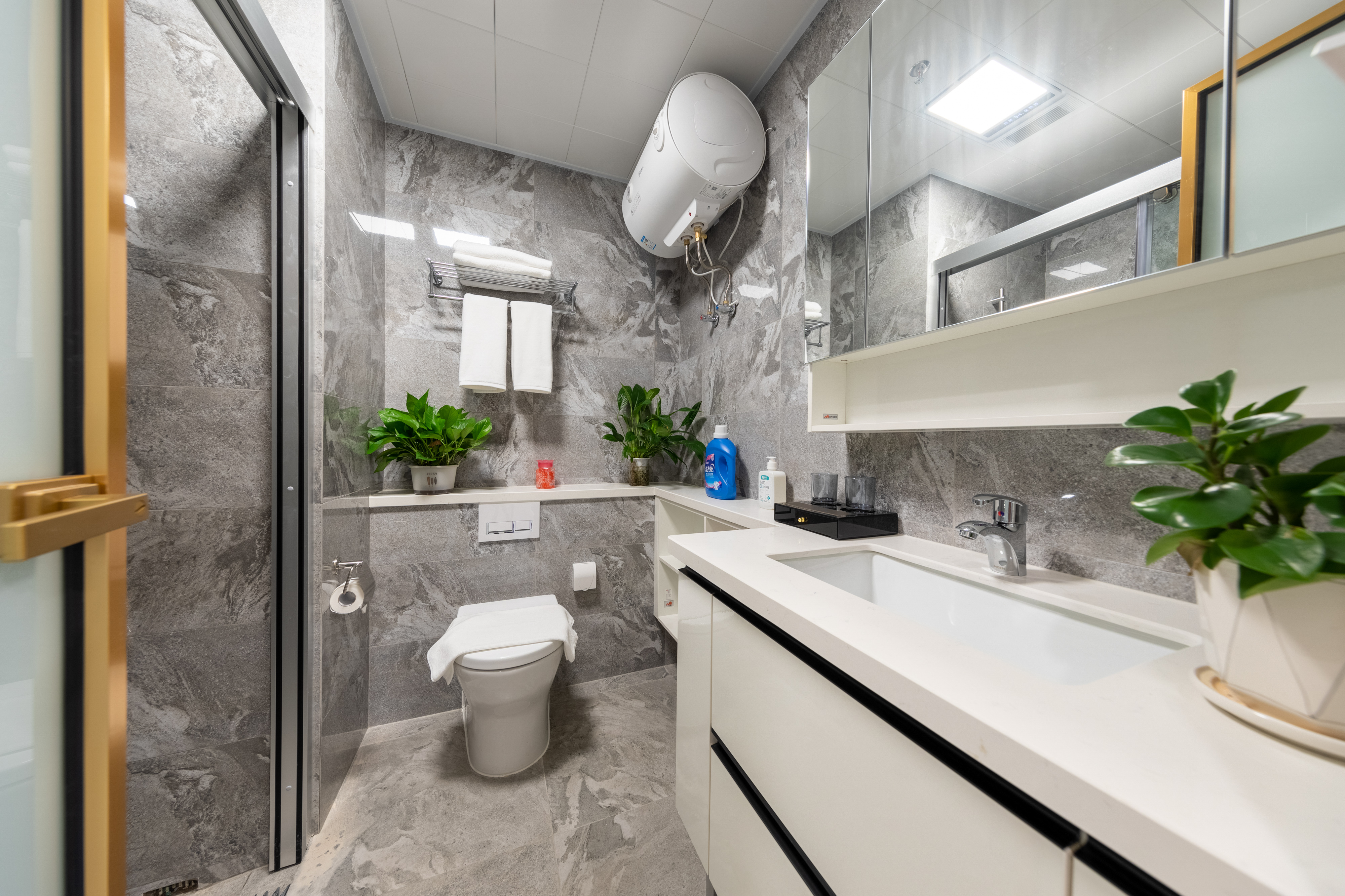 安静好眠大床房