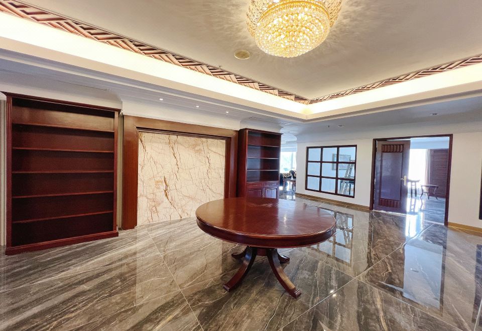 至尊套房（4房2厅）