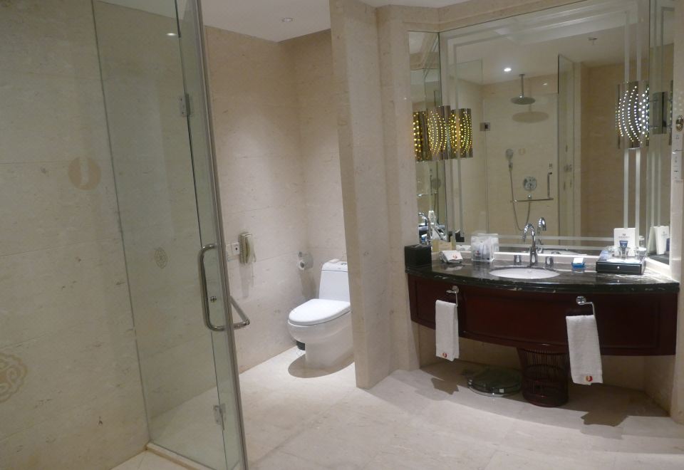 城景行政大床房