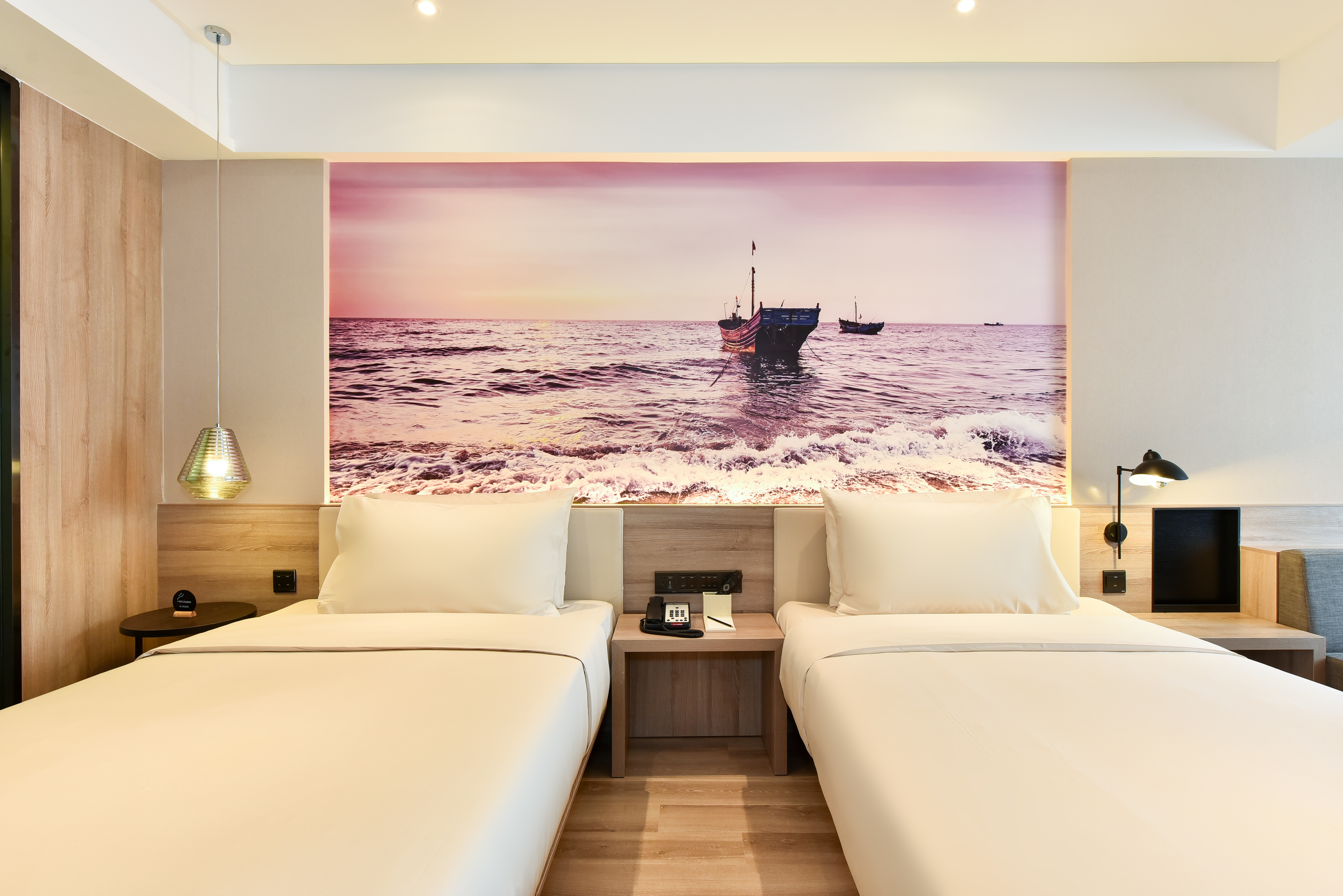 几木家庭房（小童玩具+小冰箱+浴袍）