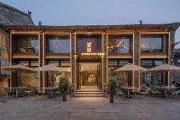 Jiyuan Huanqin Hotel (Lijingmen Cross Street Branch, Luo Yi Ancient City) Hotels in 
