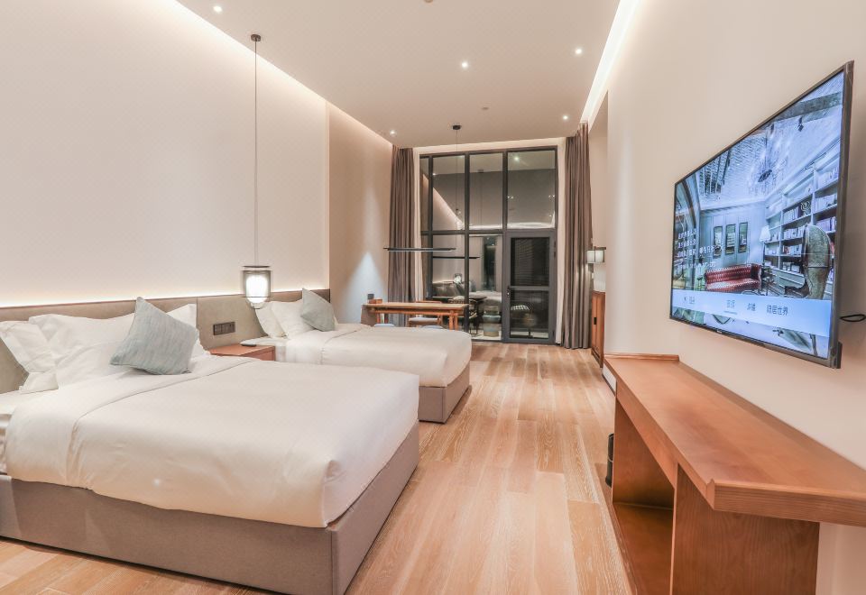 Yin Elegant Mountain-View Twin Room