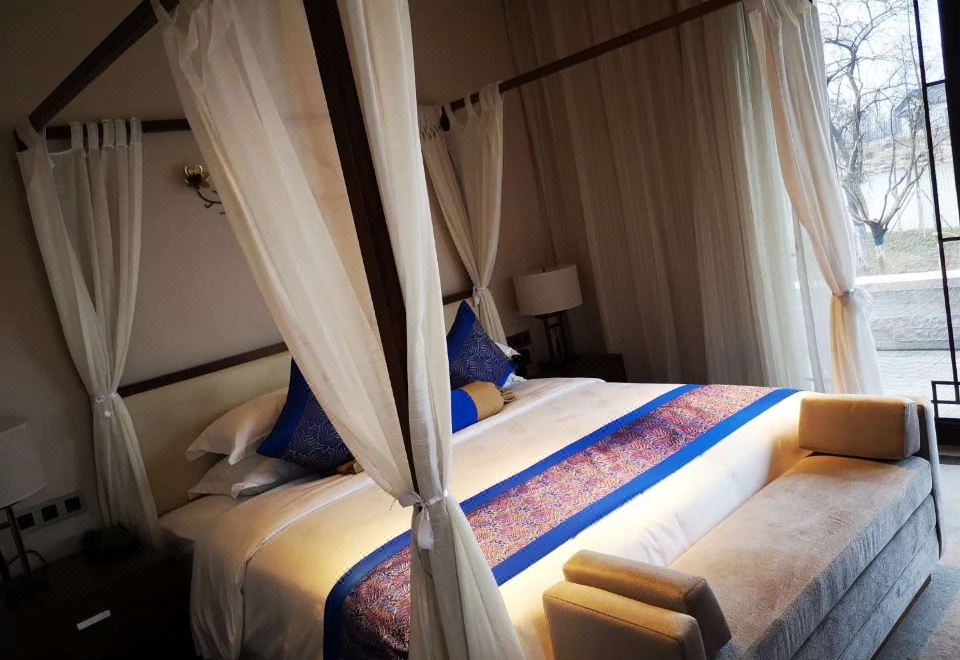 园景五居庭院房