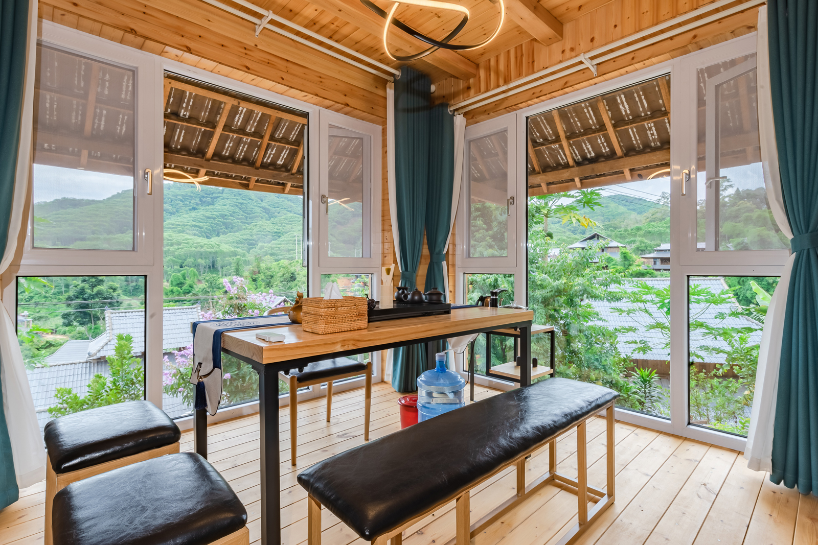 友人居野奢大套房