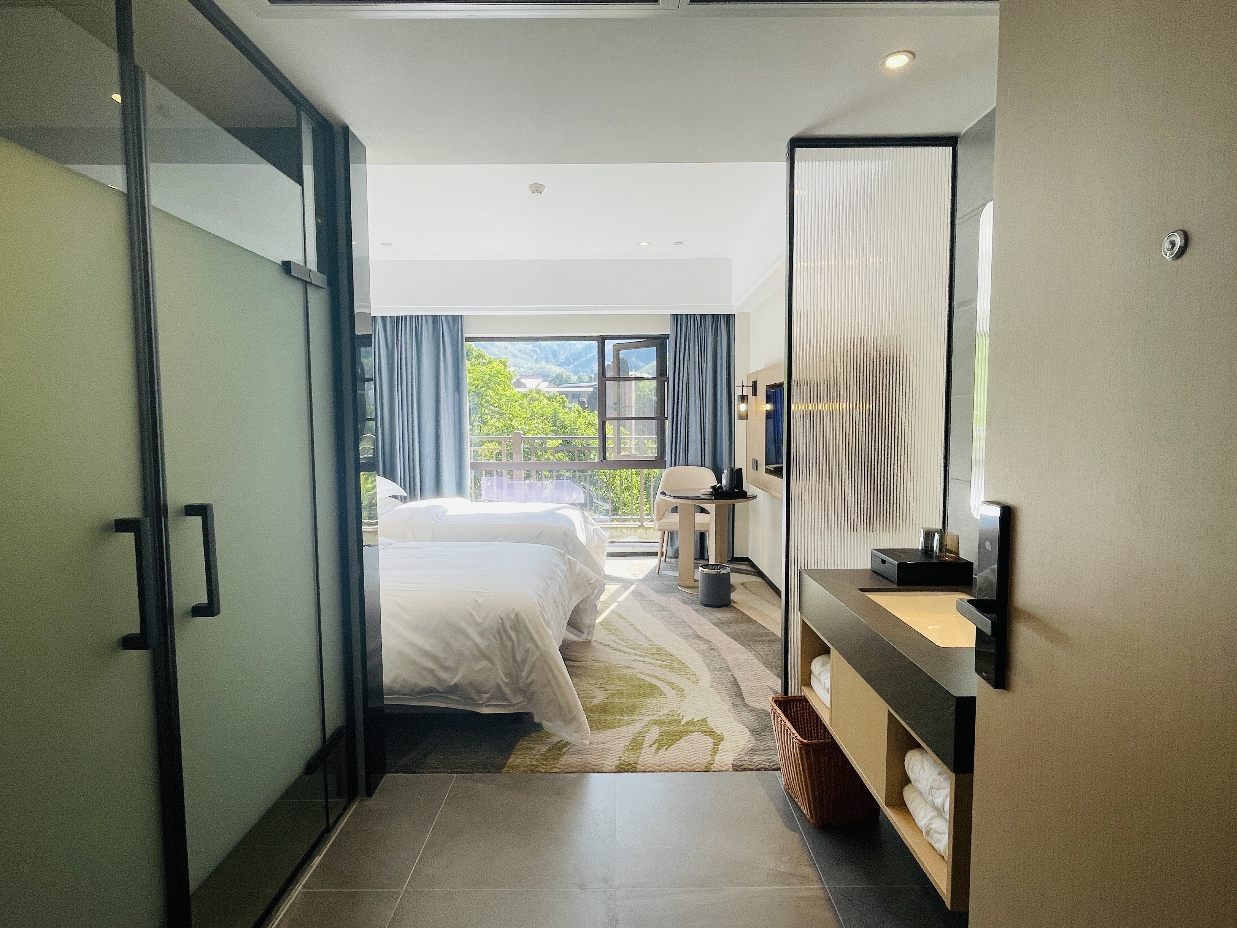 山景庭院雙床房