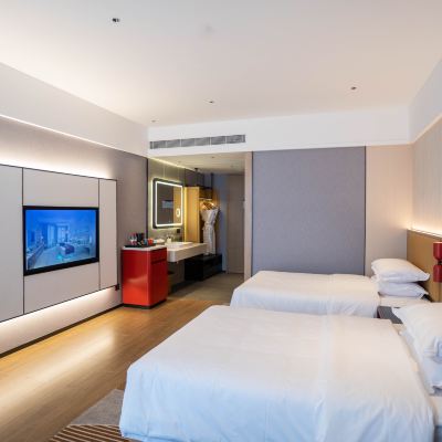 悅享豪華雙床房-智能客控+SLEEMON護脊床墊+小冰箱 佛山禪城華美達安可飯店（創意產業園店）優惠