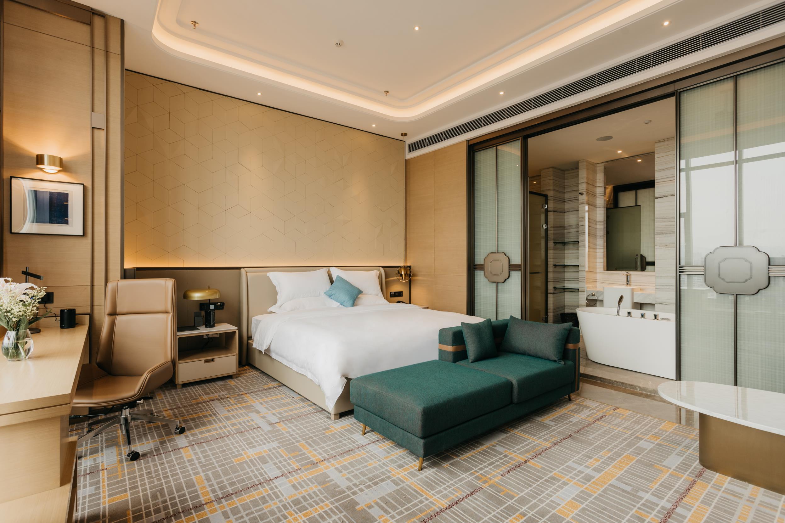 智能行政影音观景大床房