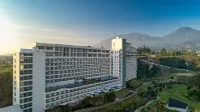 Le Eminence Puncak Hotel Convention & Resort Hôtels à : 