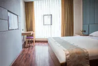 Starway Hotel (Duchang Renminguangchangwanlidadaodian)