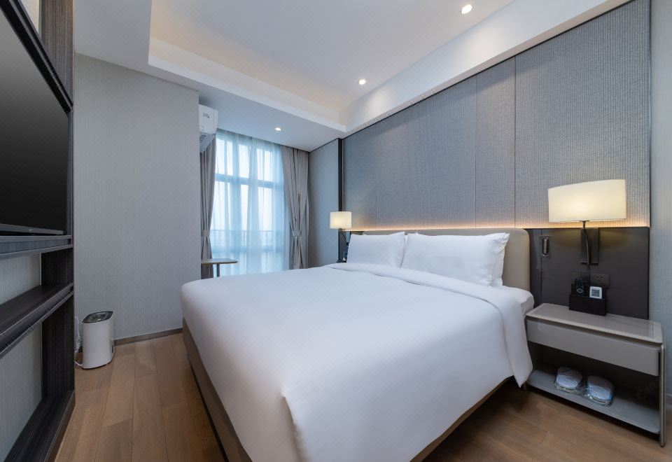 Somerset Haizhu Centre GuangzhouDeluxe Two-Bedroom Suite (Washer Dryer + Kitchen + Fridge)